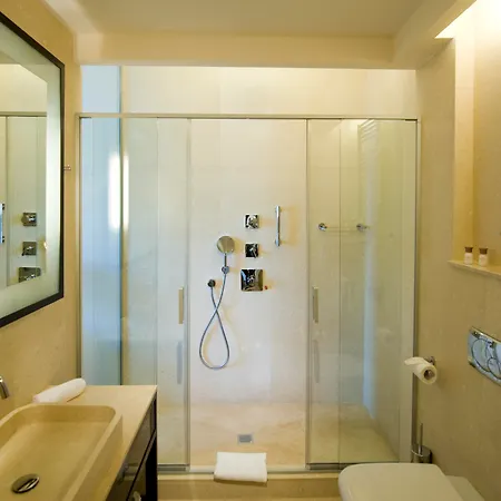 Marina Place 4* Genova