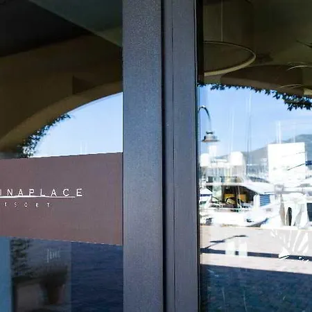 Hotel Marina Place Génova