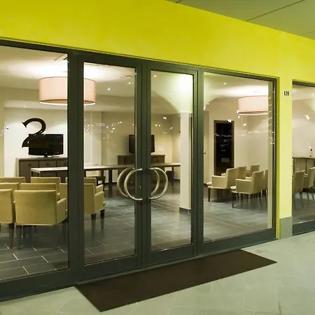 Marina Place 4*