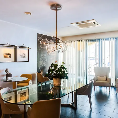 Hotel Marina Place 4*