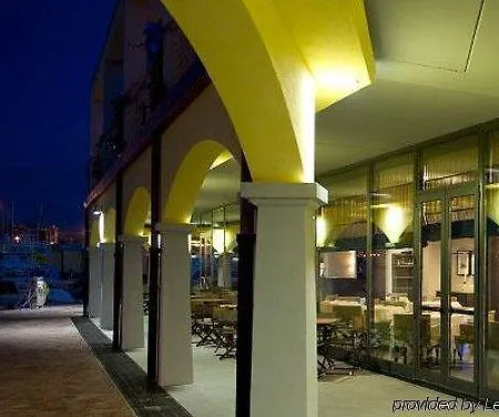 Hotel Marina Place