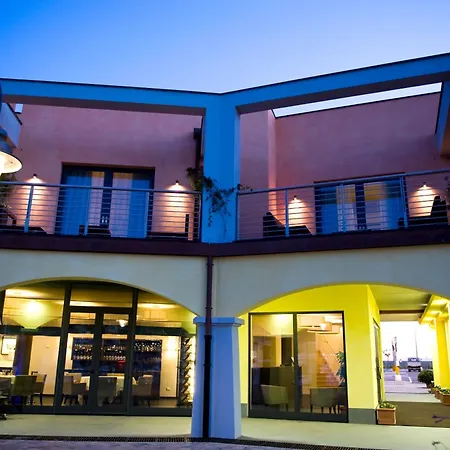 Marina Place