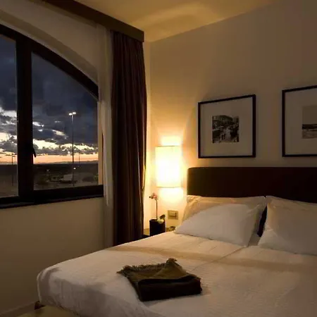 Marina Place Hotel Genoa