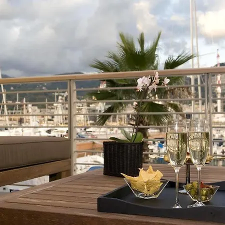 Marina Place 4* Genua