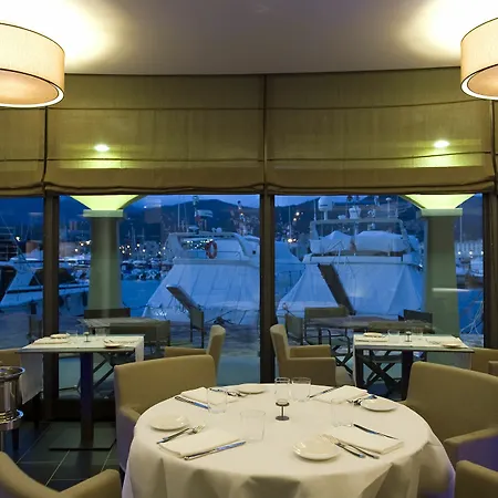 Marina Place Hotel Genoa
