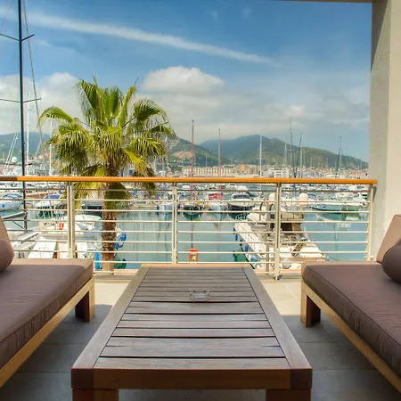 Hotel Marina Place Genoa