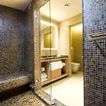 Marina Place 4*