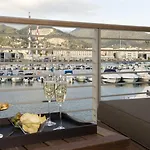 Marina Place