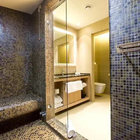 Marina Place 4*