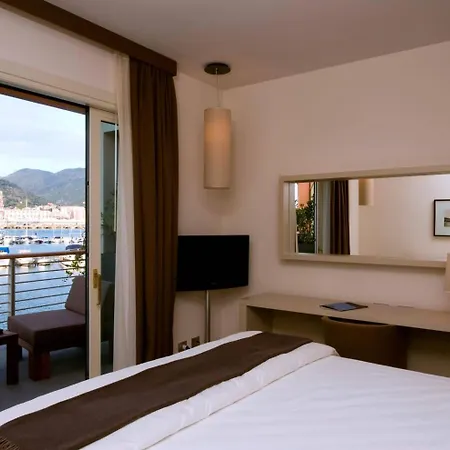 Marina Place Hotel Genova