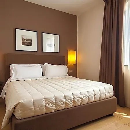 Marina Place Hotel 4*