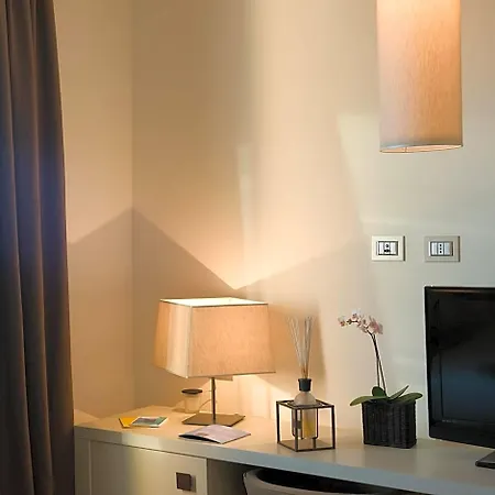 Hotel Marina Place 4*